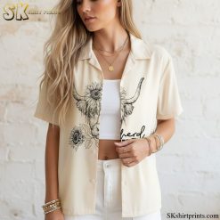 Size chart and fabric specifications infographic showing cow Hawaiian shirt measurements and features