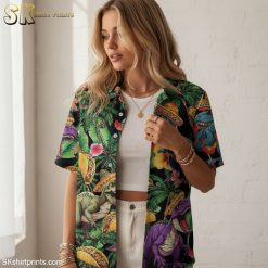 Product specs infographic showing dinosaur print hawaiian shirt size chart and fabric details