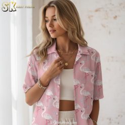 Product specifications infographic showing size chart and fabric details for Hawaiian shirt with pink flamingos