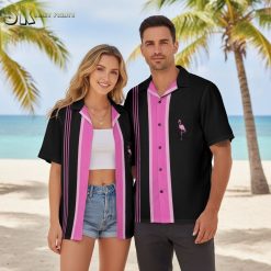 Men's Hawaiian shirt with flamingo design in black fabric and pink striped sections